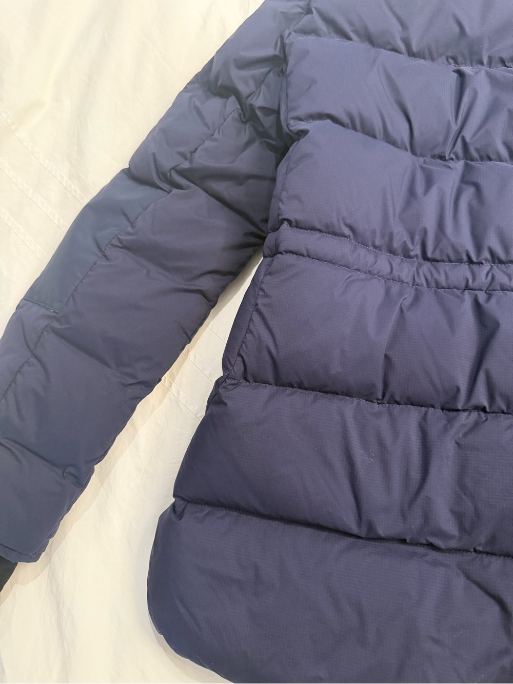 Canada Goose Jacket - Picture 13 of 16